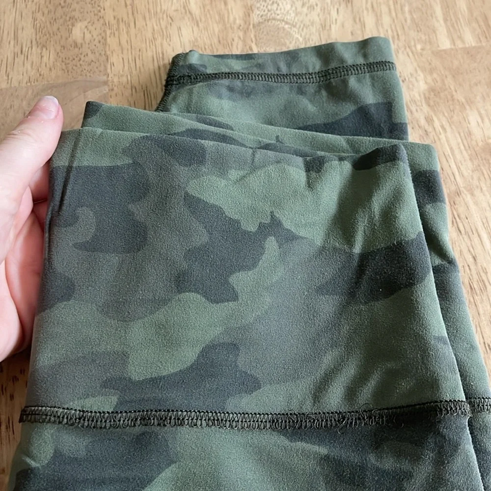 Camo Lululemon Leggings - Picture 9 of 15